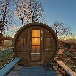 Notre Tiny House au levé de Soleil Val de Travers